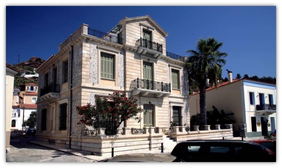 (For Sale) Residential Detached house || Piraias/Poros - 449 Sq.m, 6 Bedrooms, 3.500.000€ 