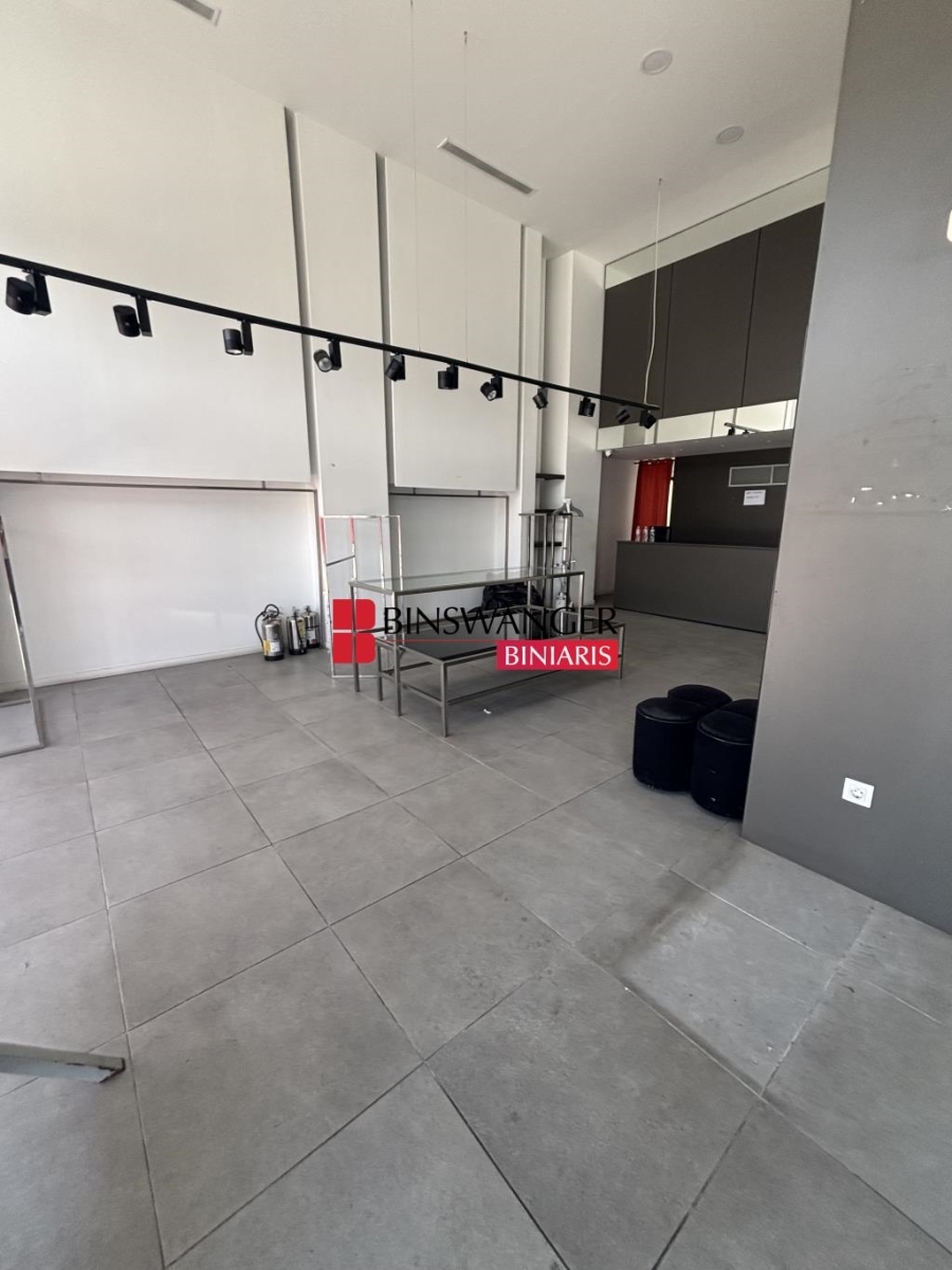 (For Rent) Commercial Retail Shop || Athens North/Chalandri - 160 Sq.m, 4.000€ 